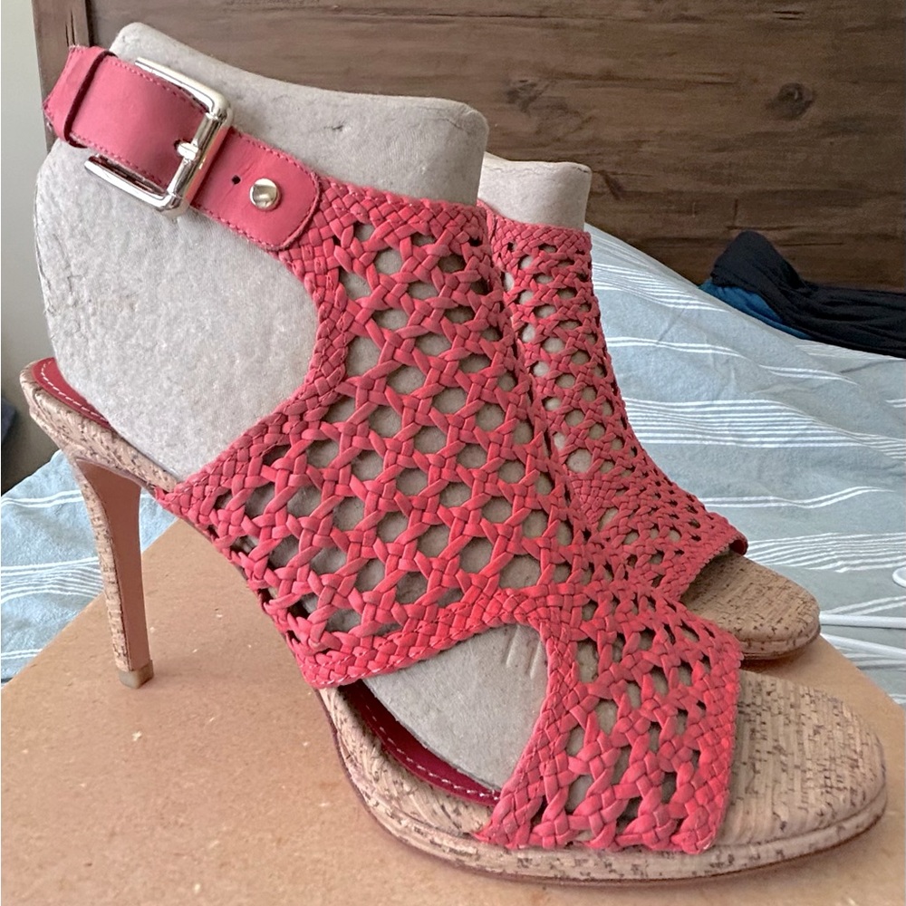Donald J Pliner Heels